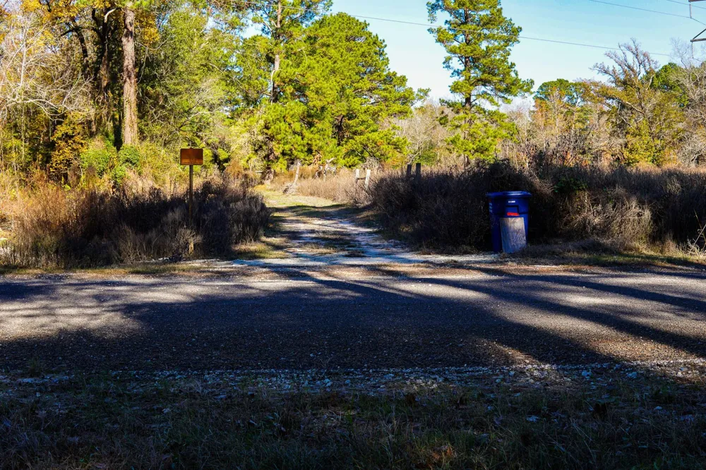 112 Highland Drive Huntsville, TX 77320