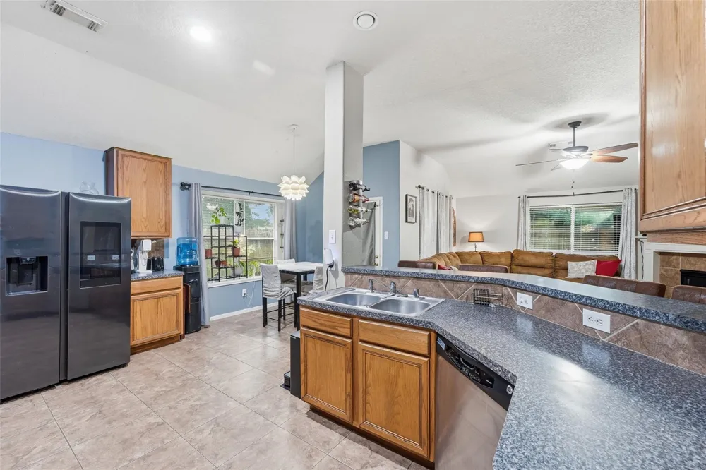 4231 Tree Moss Place Humble, TX 77346