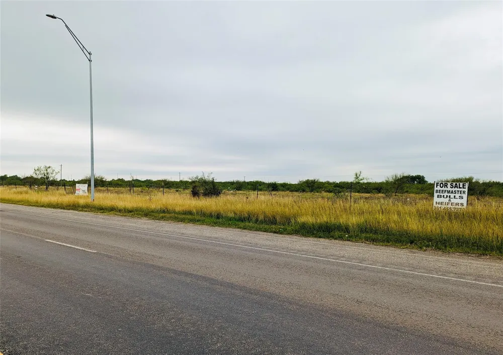 30 State Highway 281 Premont, TX 78375