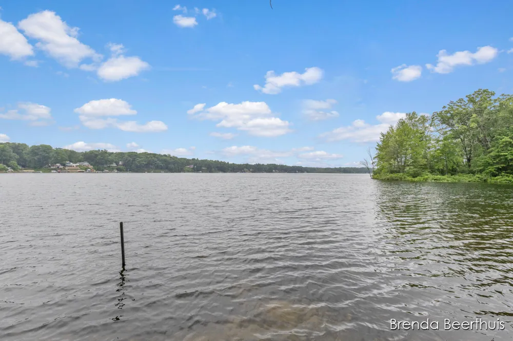 2618 Mundy Avenue White Cloud, MI 49349