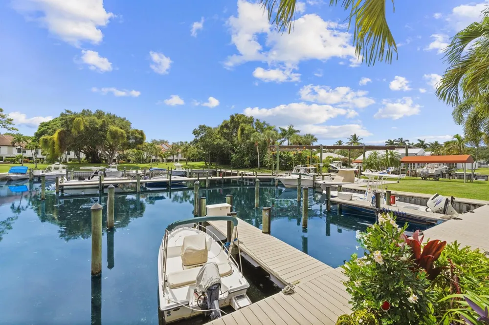 2359 Treasure Isle Drive #33 Palm Beach Gardens, FL 33410