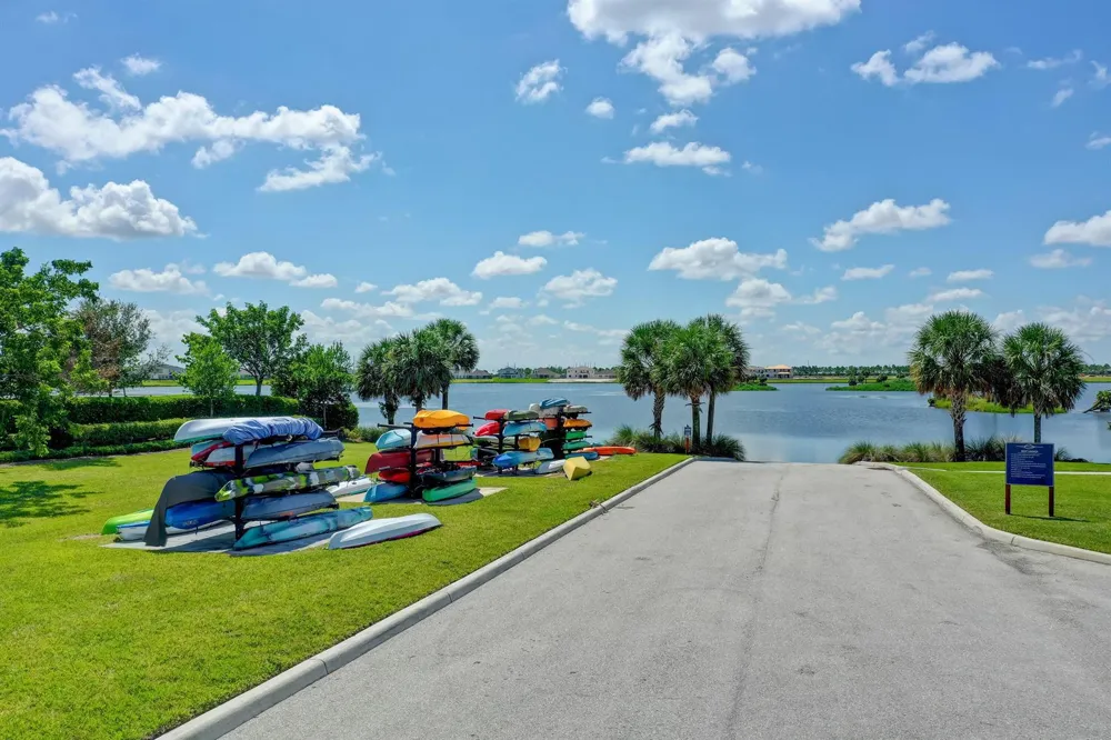 1689 Wandering Willow Way Loxahatchee, FL 33470