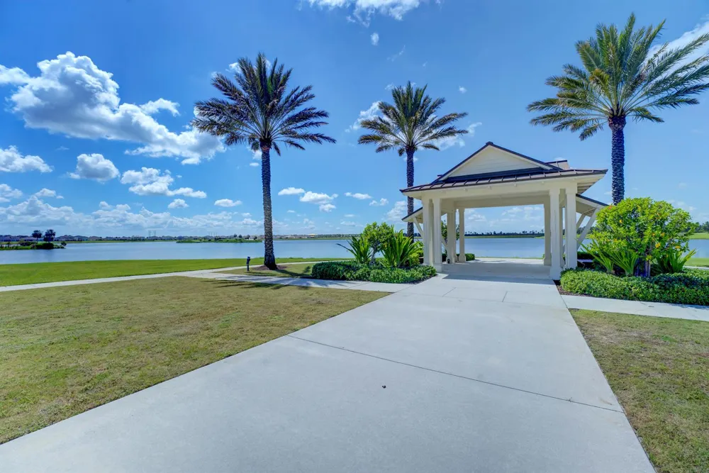 1689 Wandering Willow Way Loxahatchee, FL 33470