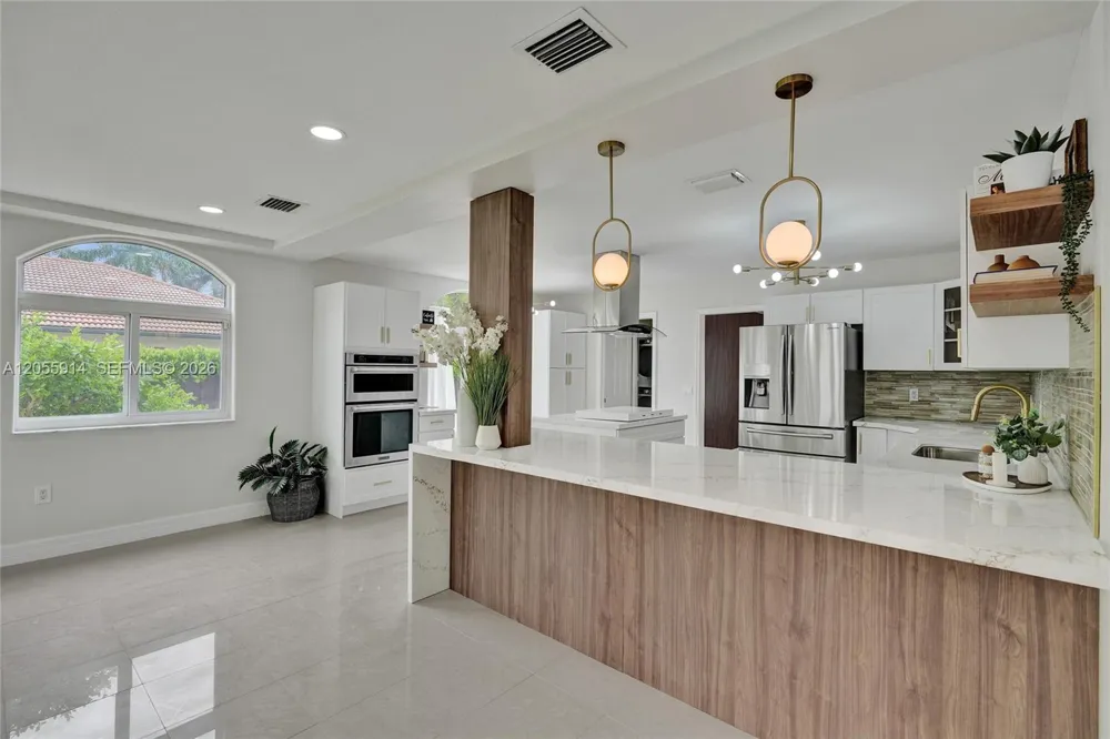 4665 SW 159th Ct Miami, FL 33185