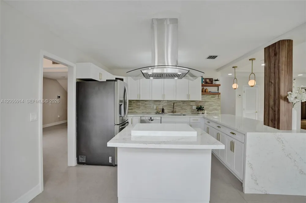 4665 SW 159th Ct Miami, FL 33185