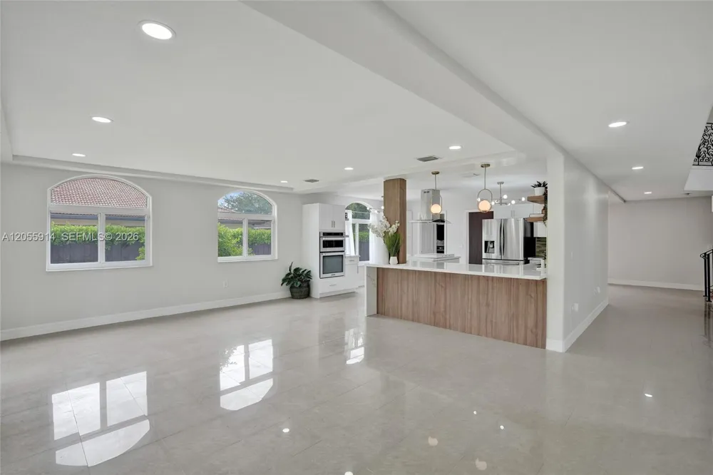 4665 SW 159th Ct Miami, FL 33185