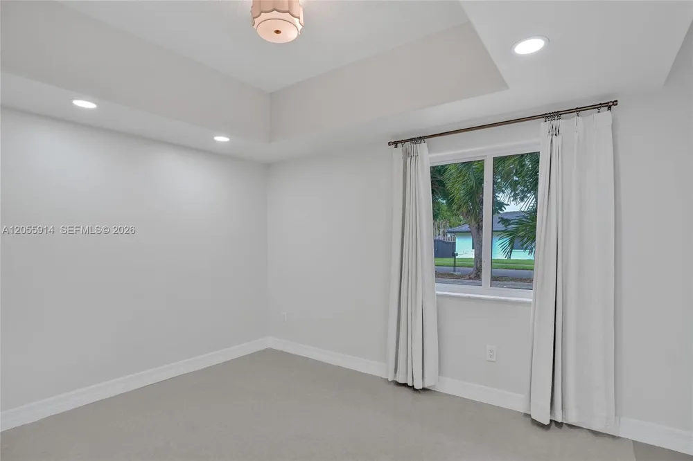 4665 SW 159th Ct Miami, FL 33185