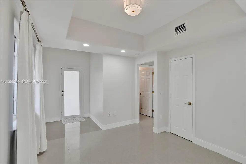 4665 SW 159th Ct Miami, FL 33185
