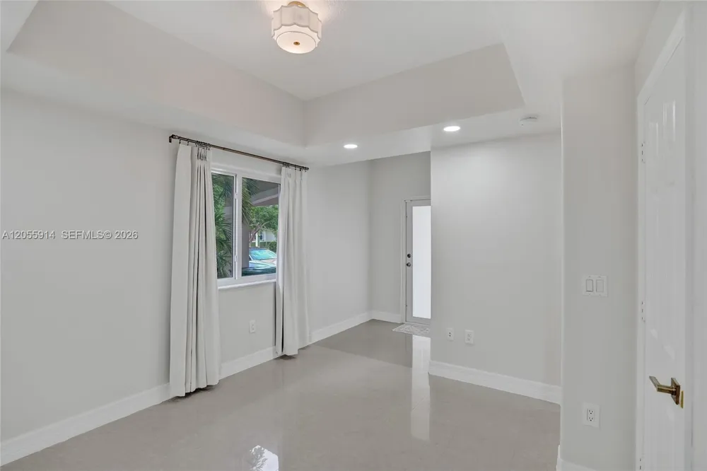 4665 SW 159th Ct Miami, FL 33185