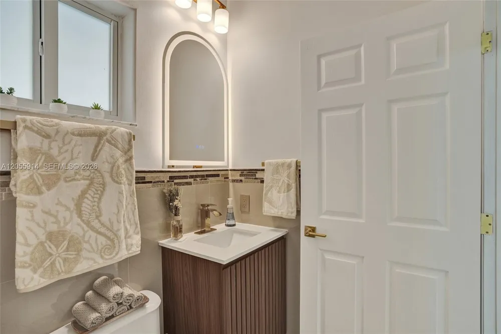 4665 SW 159th Ct Miami, FL 33185