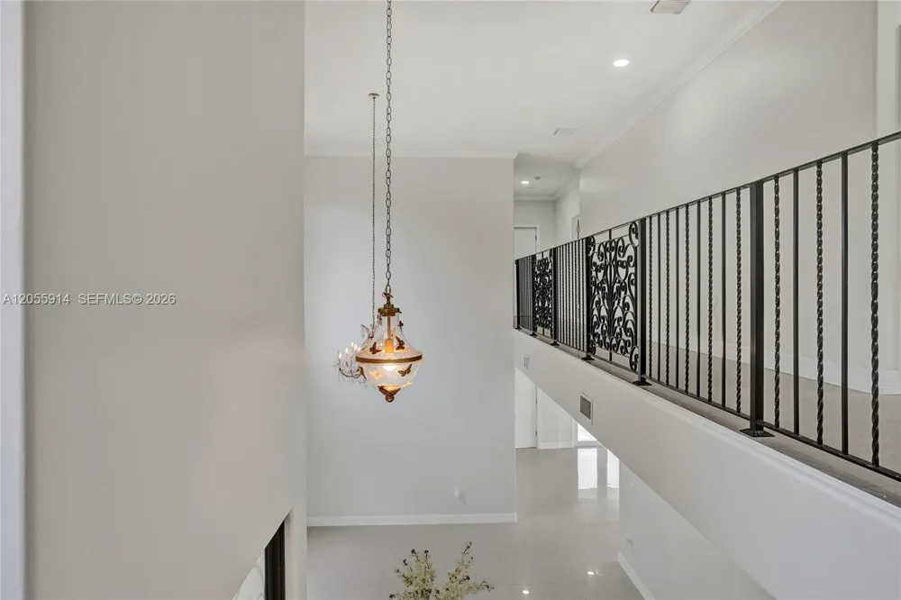 4665 SW 159th Ct Miami, FL 33185