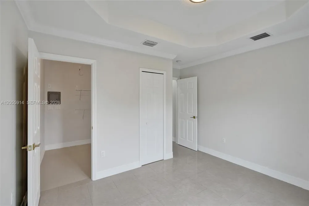 4665 SW 159th Ct Miami, FL 33185