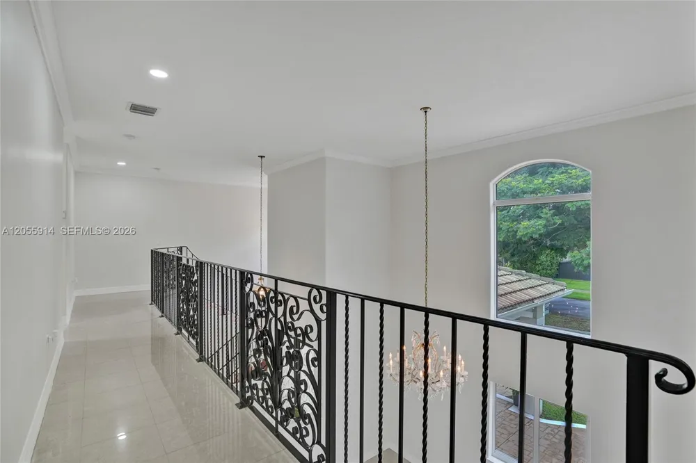 4665 SW 159th Ct Miami, FL 33185