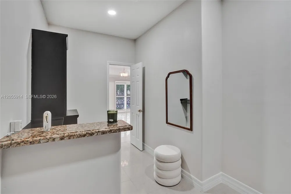 4665 SW 159th Ct Miami, FL 33185