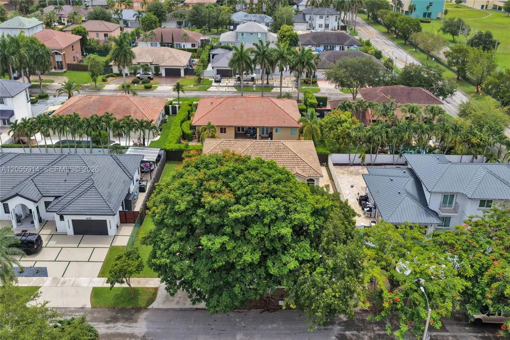 4665 SW 159th Ct Miami, FL 33185