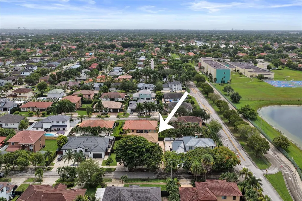 4665 SW 159th Ct Miami, FL 33185