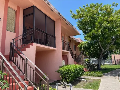235 LAKEVIEW DRIVE #102
