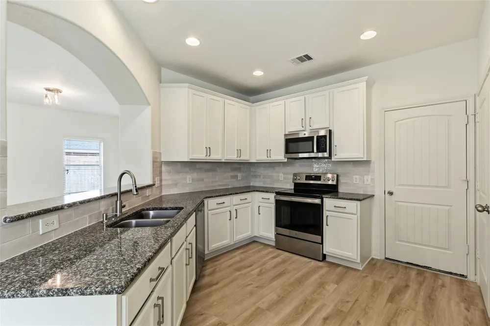 12339 Ridgecrest Drive Willis, TX 77318