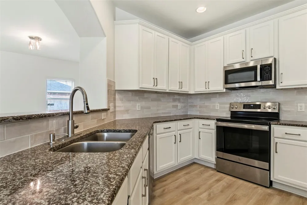 12339 Ridgecrest Drive Willis, TX 77318