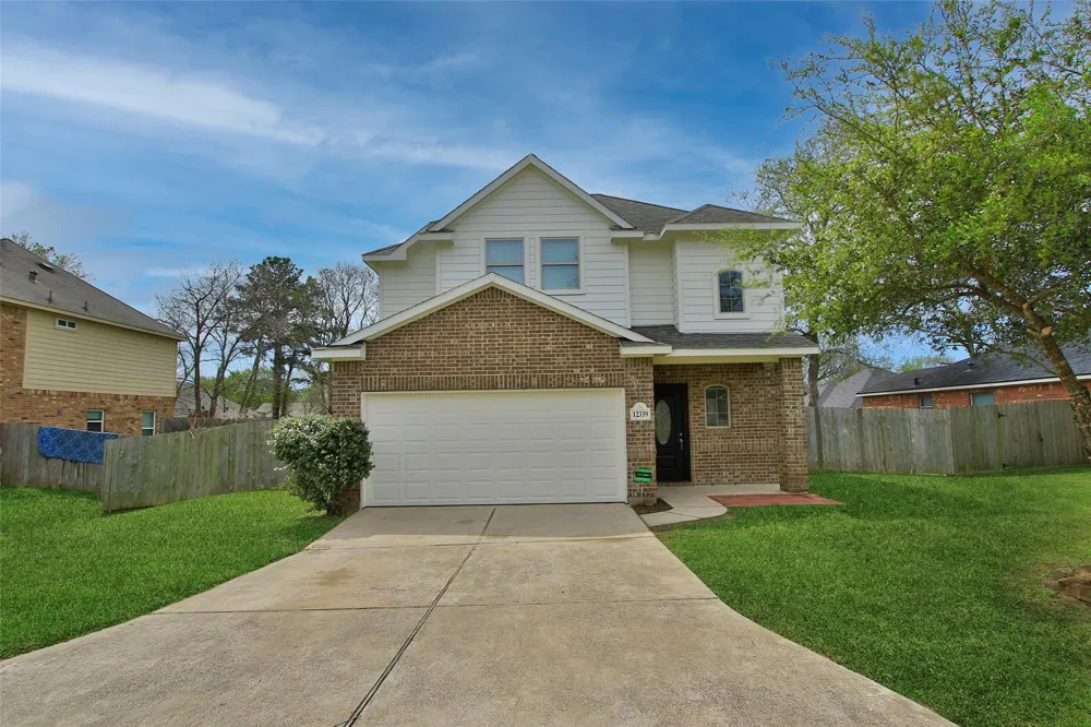 12339 Ridgecrest Drive Willis, TX 77318