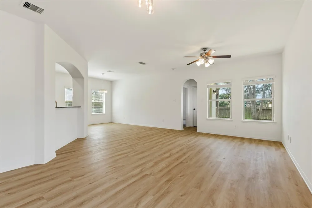 12339 Ridgecrest Drive Willis, TX 77318