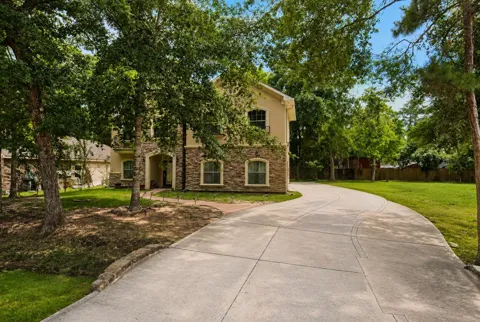 1523 Glen Oaks Drive
