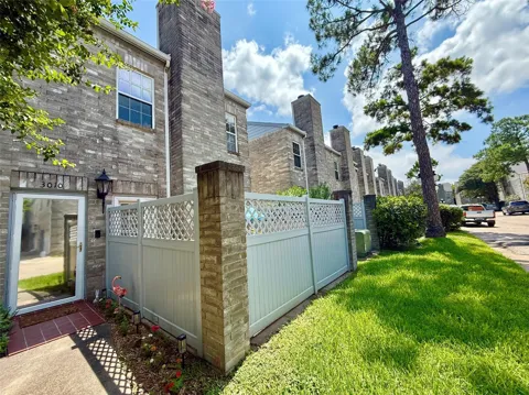 6000 Reims Road #3010
