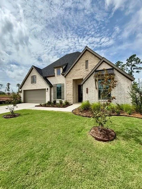 39131 Dangling Crest Court