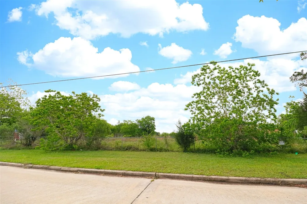 2625 Hillhouse Road Pearland, TX 77584