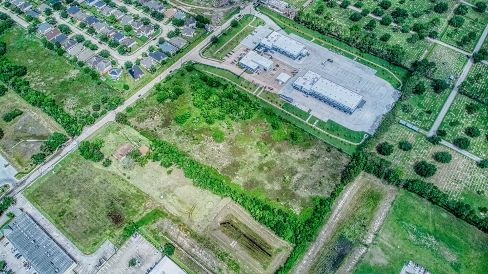 2625 Hillhouse Road Pearland, TX 77584