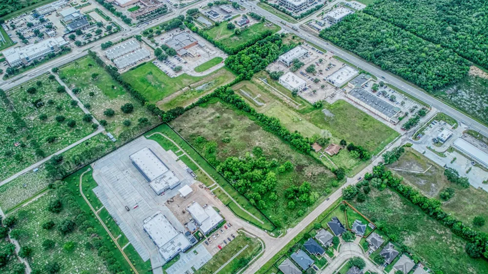2625 Hillhouse Road Pearland, TX 77584