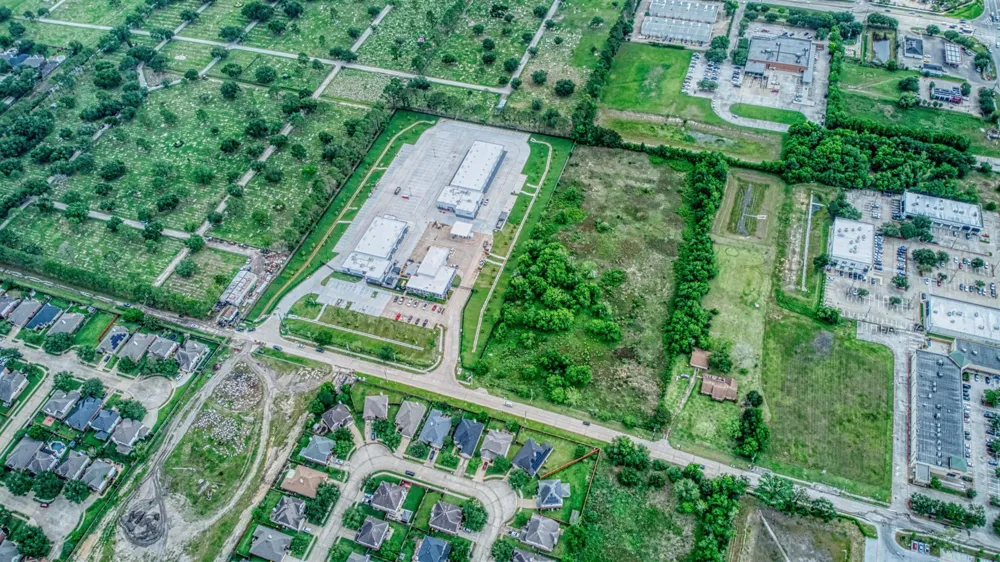 2625 Hillhouse Road Pearland, TX 77584