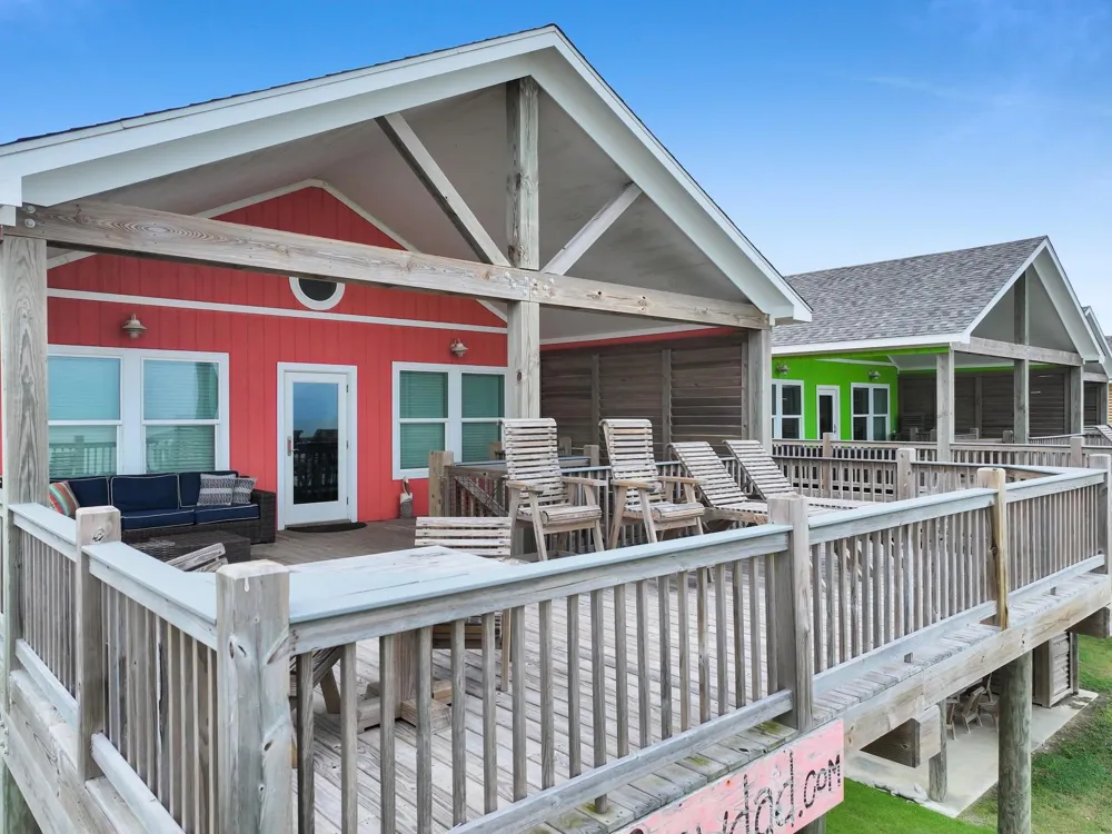 1706 Highway 87 Gilchrist, TX 77617
