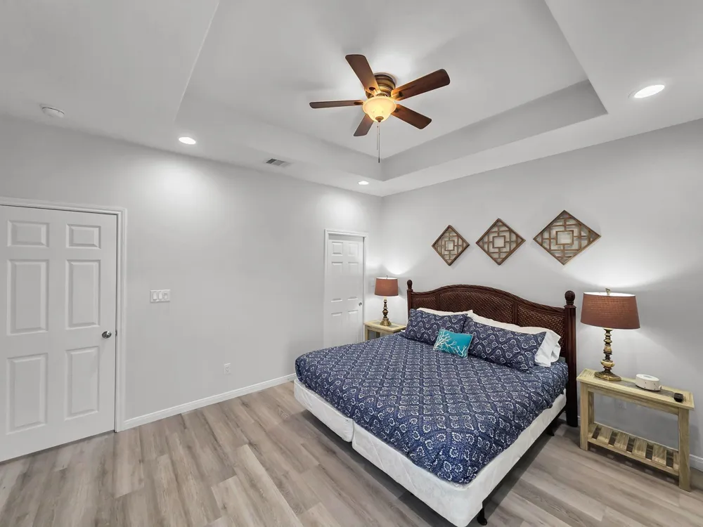 1706 Highway 87 Gilchrist, TX 77617