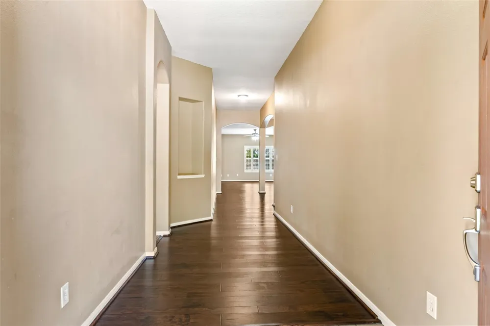 8618 E Highlands Crossing Highlands, TX 77562