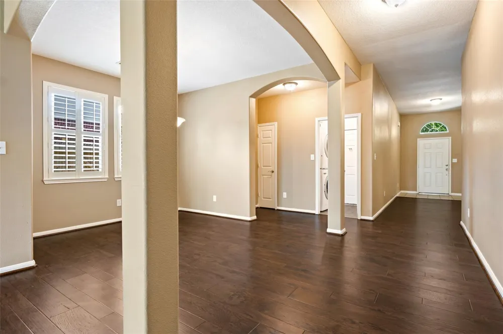 8618 E Highlands Crossing Highlands, TX 77562