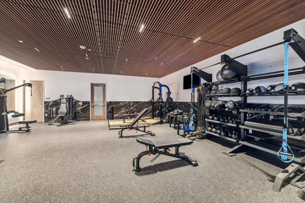 1711 Allen Parkway #3302 Houston, TX 77019