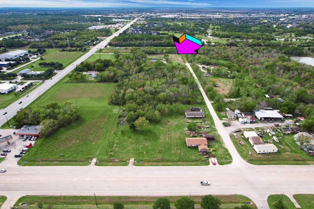 Hawaii Avenue League City, TX 77573