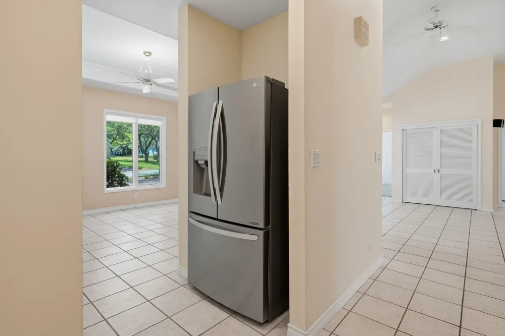 2513 Turkey Neck Circle Rockport, TX 78382