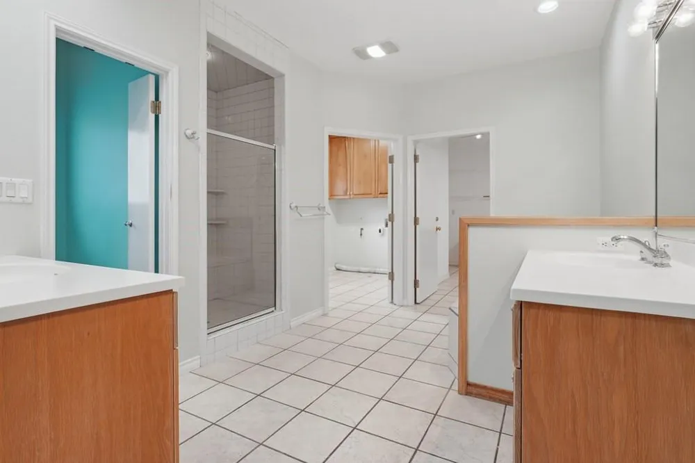 2513 Turkey Neck Circle Rockport, TX 78382
