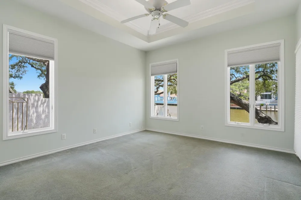 2513 Turkey Neck Circle Rockport, TX 78382