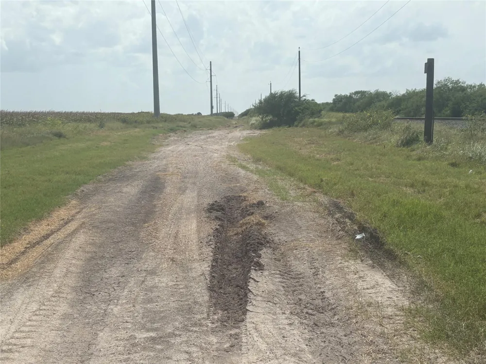 County Road 3364 Alice, TX 78332