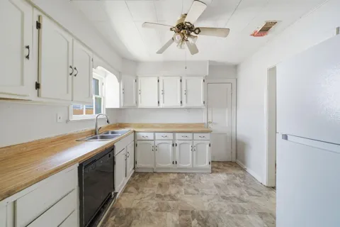 410 Live Oak Street