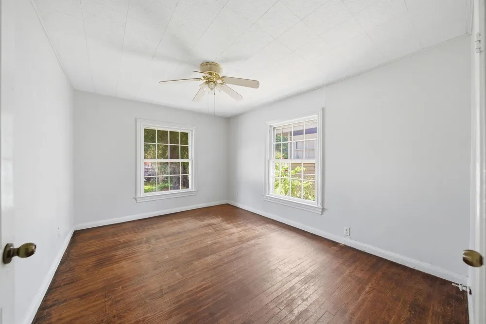 410 Live Oak Street Pasadena, TX 77506