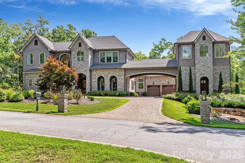 1905 White Tree Trail Arden, NC 28704