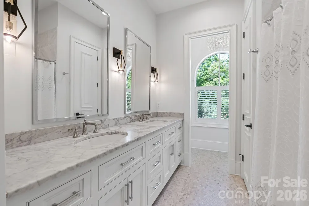 1905 White Tree Trail Arden, NC 28704
