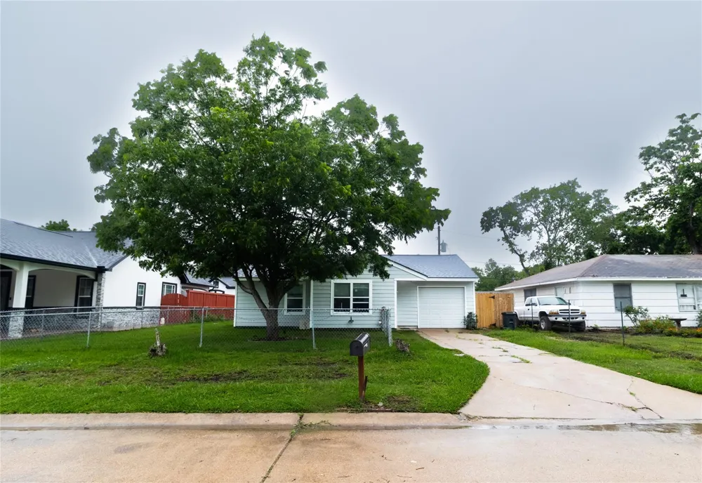 809 Norell Street Channelview, TX 77530