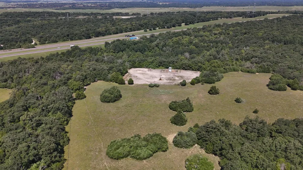 1390 Us Highway 75 S Buffalo, TX 75831