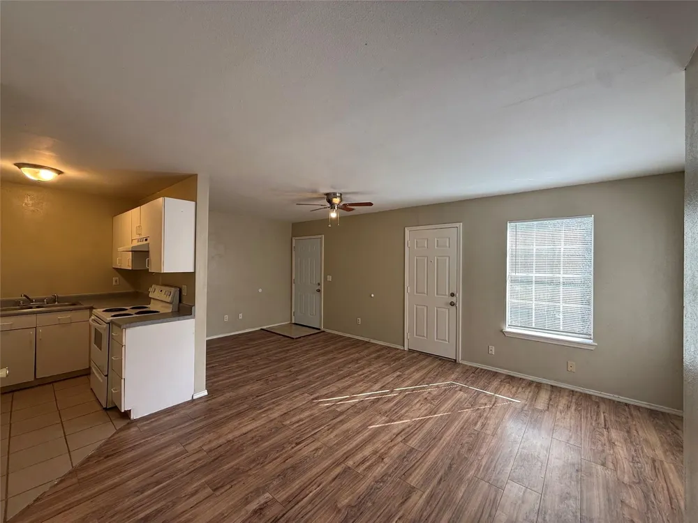 4714 Oleander Street #D Bacliff, TX 77518