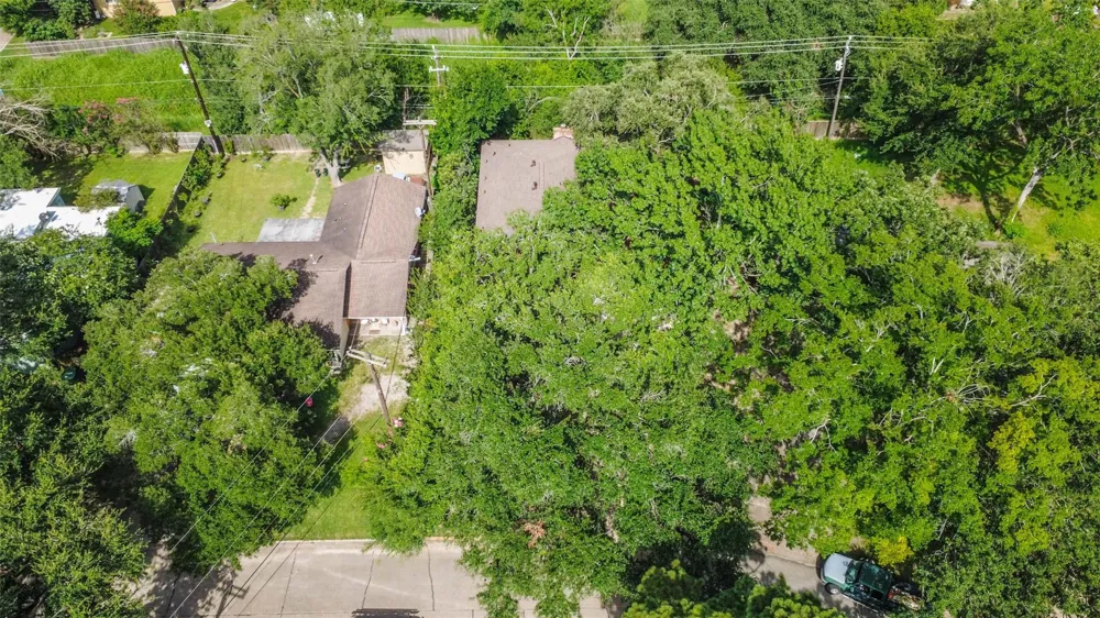 3111 Rockyridge Drive Houston, TX 77063